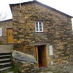 Abrigo Do Outeiro - Serra Da Estrela *