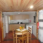 Feriehus Abrigo Do Outeiro - Serra Da Estrela