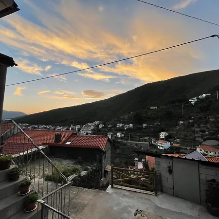 Feriehus Abrigo Do Outeiro - Serra Da Estrela *