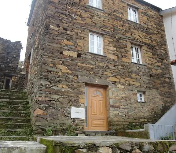 Abrigo Do Outeiro - Serra Da Estrela * Cabeça