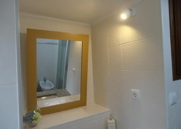 Abrigo Do Outeiro - Serra Da Estrela * Cabeça