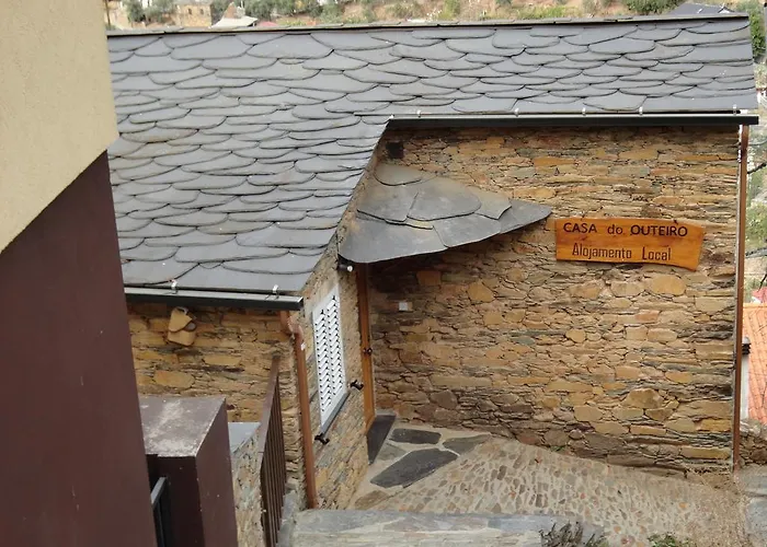 Abrigo Do Outeiro - Serra Da Estrela Cabeça